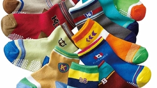 Cool and Comfy: Trendy Boys Socks for Every Style!