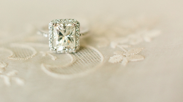 Sparkle Without the Price Tag: Moissanite Engagement Rings Unveiled