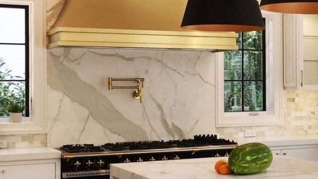 Function Meets Fashion: Renovating Small Kitchens